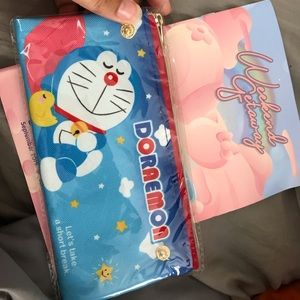 Doraemon reversible pouch